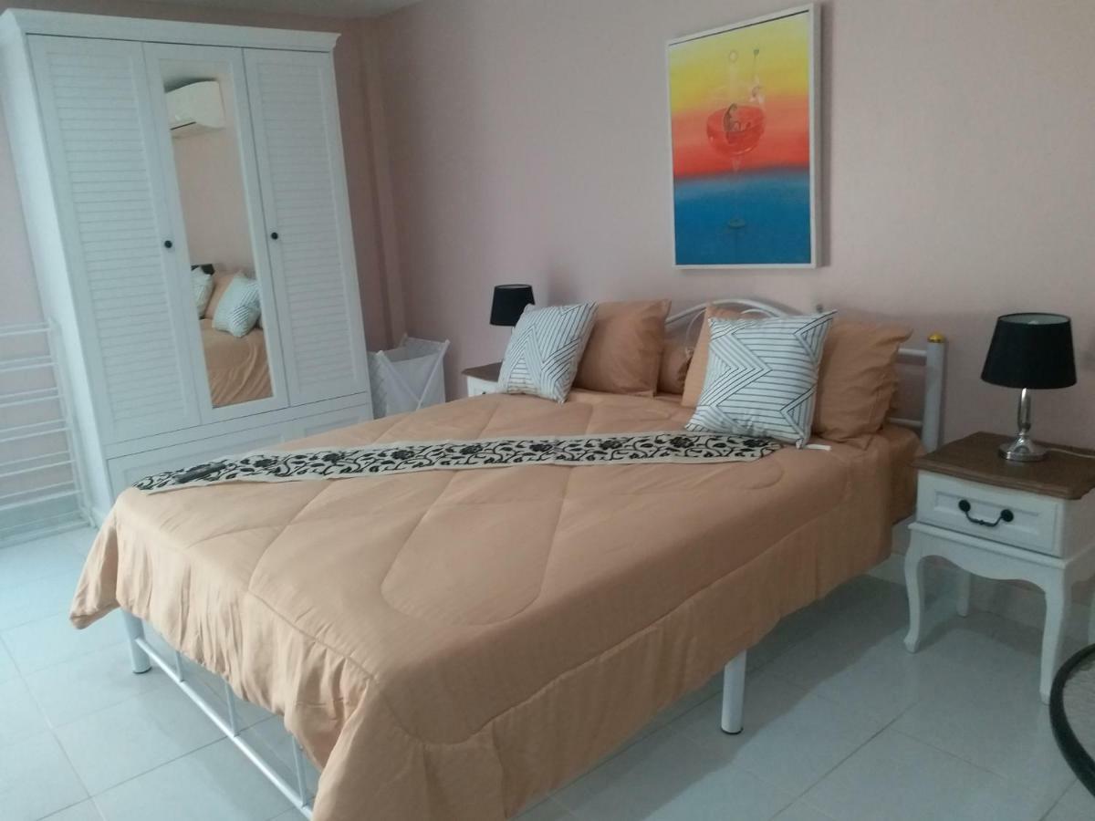 Residence Chez Nous Phuket Rawai Екстер'єр фото